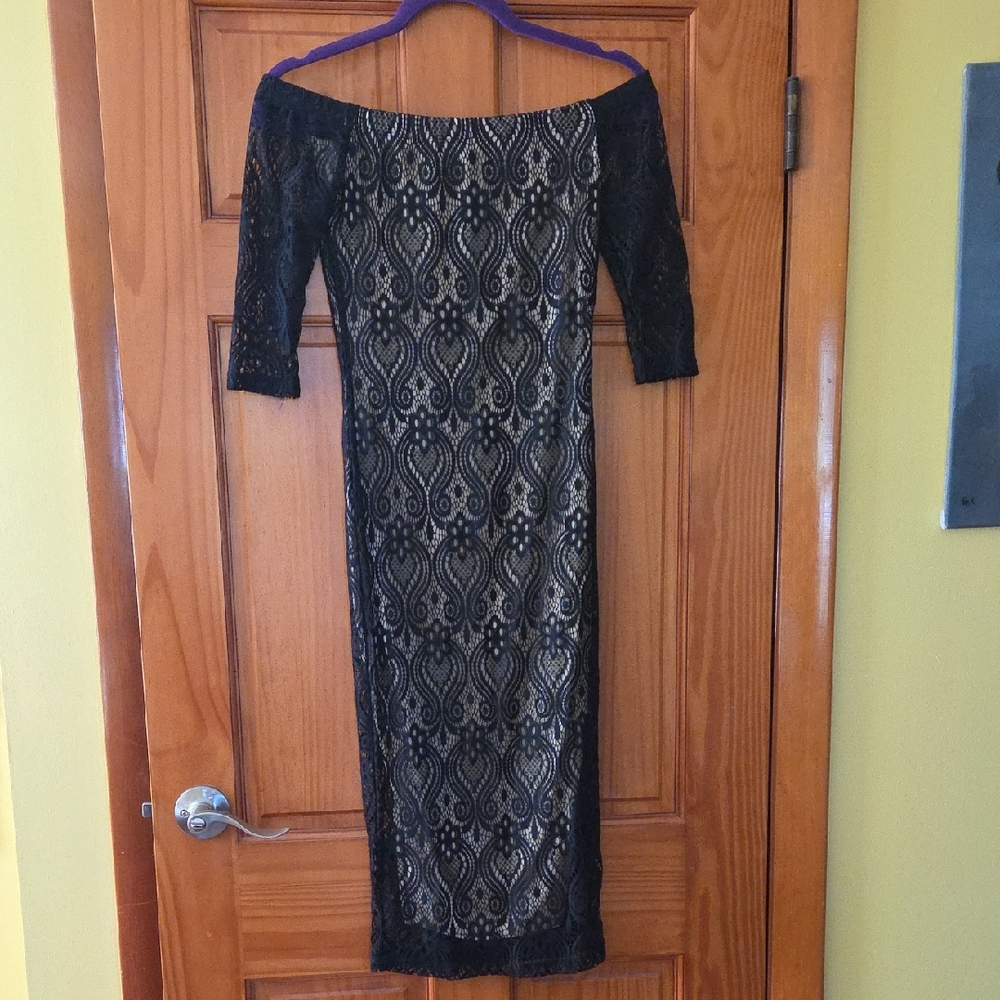 Lovely Day Black and Gold Long Sleeve Dress